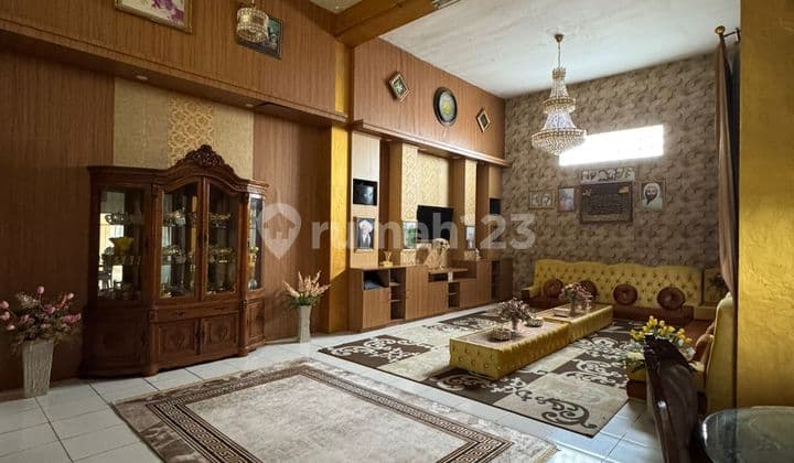 Ruko Komersil, Pinggir Jalan, Strategis Tengah Kota