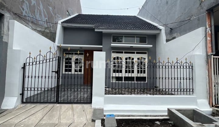 Harga Bersahabat! Rumah Nyaman di Kutisari Indah Barat