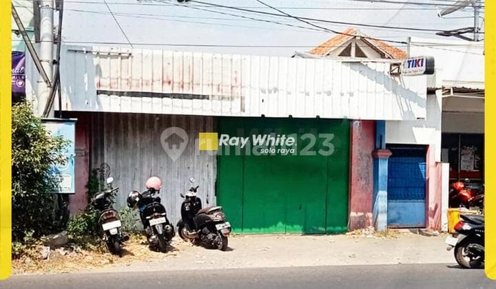 Disewakan Ruko Potensial Solo Baru Gading