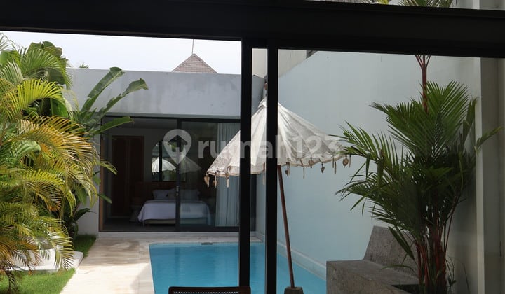 For Rent 3 BR Villa In Pererenan