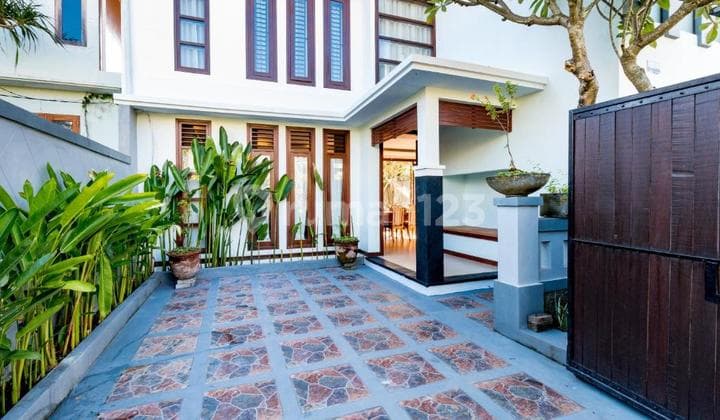 3 Bedroom Villa In Petitenget Area
