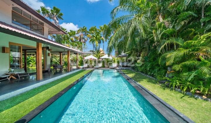 Premium 4 BR Villa In Canggu Berawa