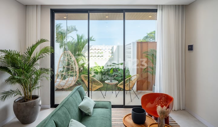Modern Beachside Living in Seseh