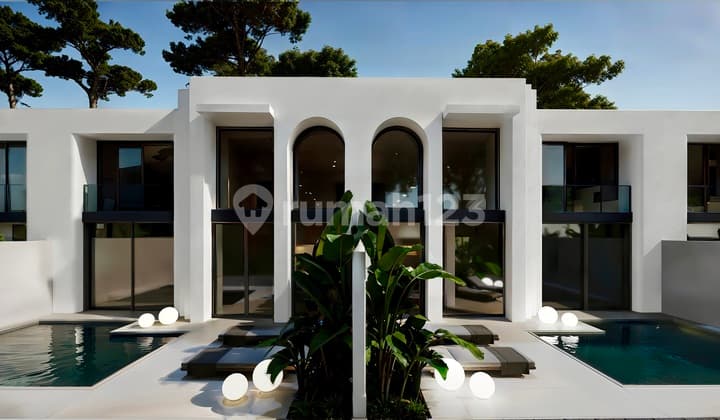 2 Bedrooms for Sale in Pererenan