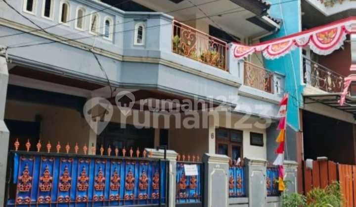 DISEWAKAN RUMAH BAGUS FURNISHED DI JOHAR BARU JAKARTA PUSAT