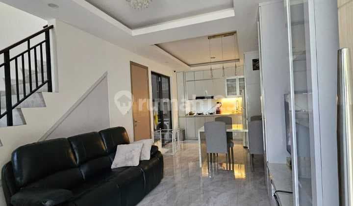 Rumah di Cluster Summerwood Sedayu City Kelapa Gading Jakarta Utara Fully Furnished
