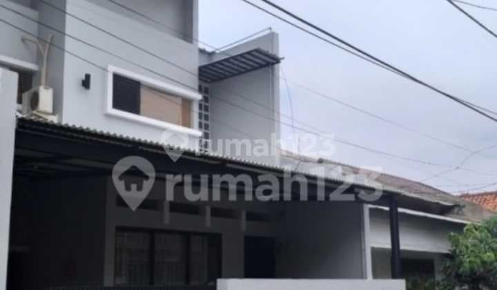 Rumah 2lt luas 98m type 4KT Pulo Gadung Jakarta Timur