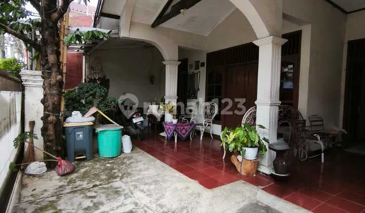 For Quick Sale House in Cempaka Putih, South Jakarta