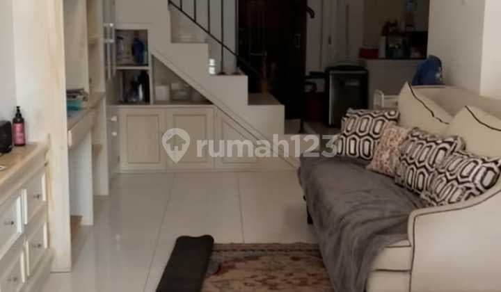 Disewakan Rumah 2 Lantai Furnished, Cempaka Putih Jakarta Pusat