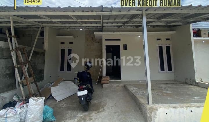 Take Over Rmh 79Jt Dkt Stasiun Ka di Diamond Lake Side Depok