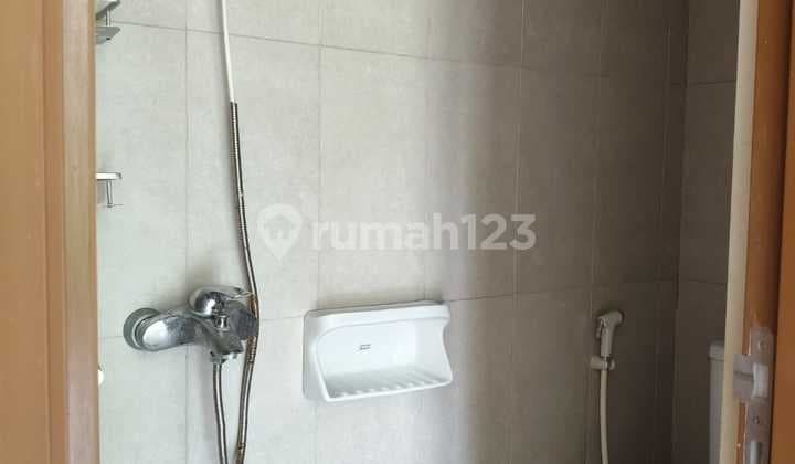 Rumah Adem 4 Kamar Tidur serta Kamar Mandi