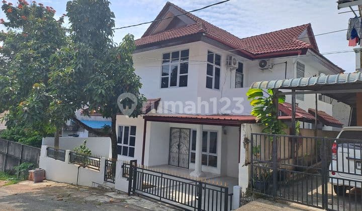 Disewakan Rumah 2 Lantai di Sei Panas Batam