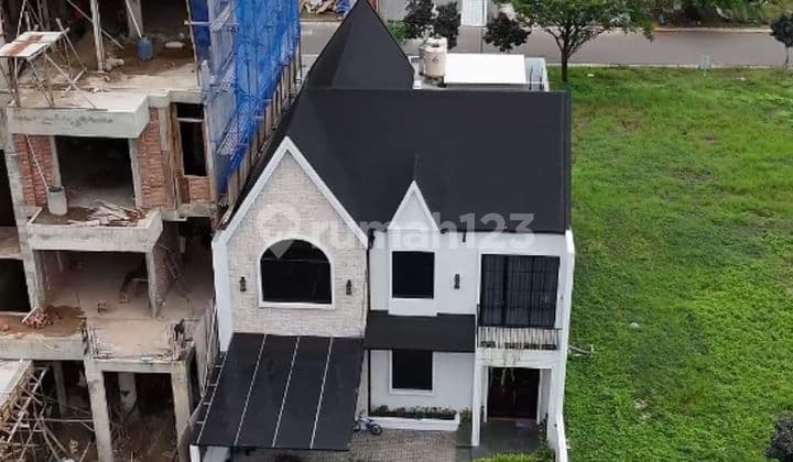 Rumah Furnish Cantik di Longbeach Pik2