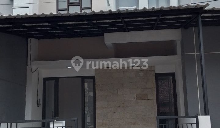 Rumah Baru Ready 2 Lantai Hanya 1 Unit Aja