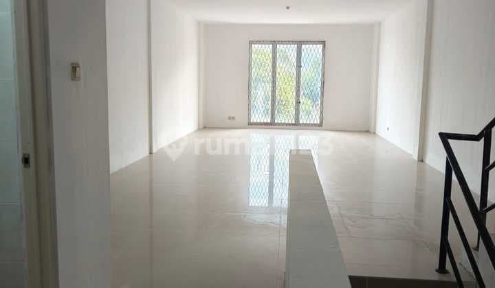 For Sale 4.5-Story Modern Shop House in Kebayoran Baru, South Jakarta