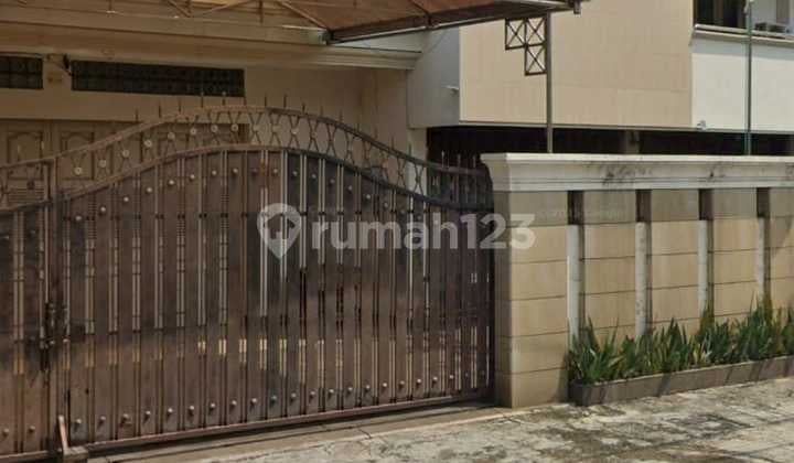For Sale House in the Center of Semarang City