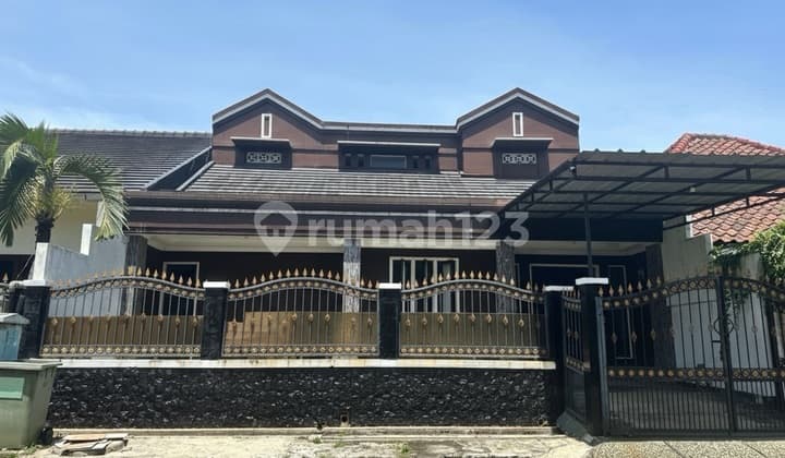 ✨ Large & Move-in Ready House in a Green Complex, Complete Facilities!