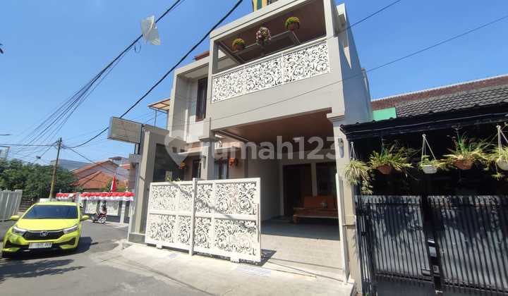 Jual Rumah Baru Lux Kualitas Premium Full Furnished Tinggal Bawa Koper, Komplek Margahayu Metro Kota Bandung