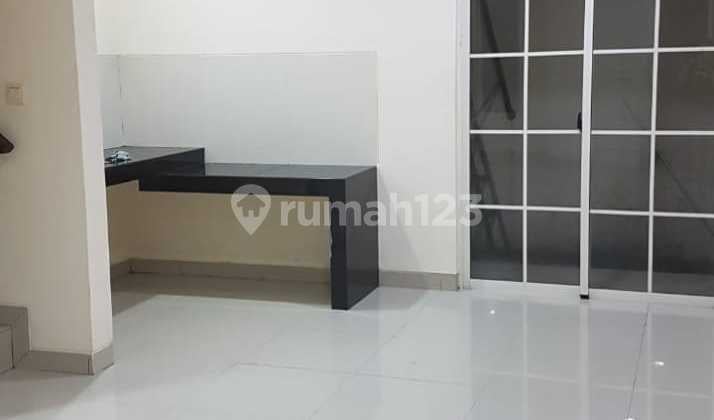 Rumah Green Lake City Cluster West Europe Ukuran 6X15 M2