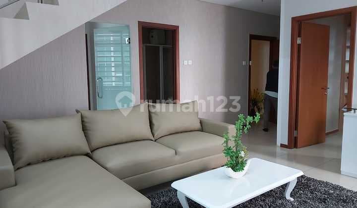 Disewakan Apartemen Thamrin Residence Unit Premiere Type Loft 3Br+1 Jadi 2Br+1