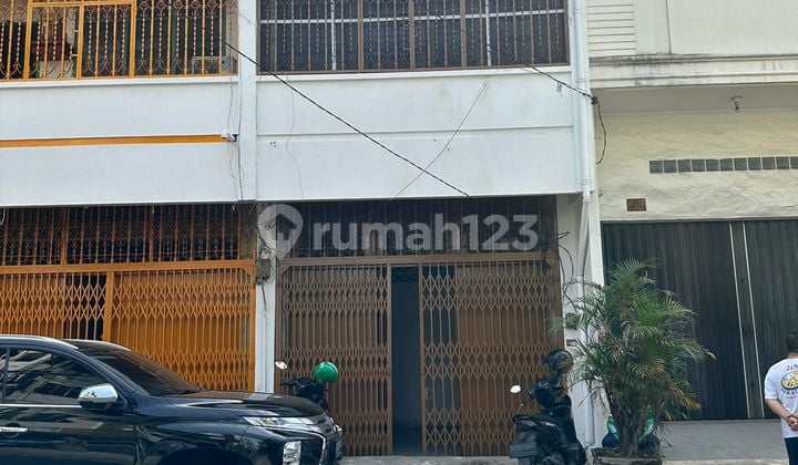 Rumah Usaha di Jl. Tengku Umar MEDAN- Cocok Buat Bos Masa Depan!
