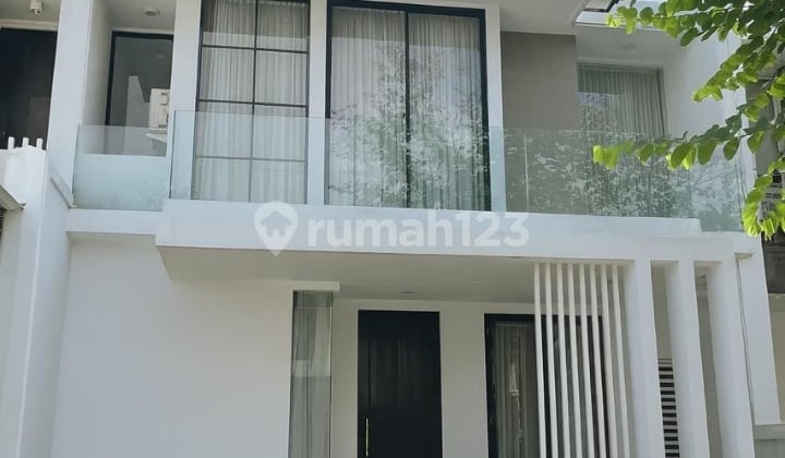 Disewakan Rumah Minimalis di Royal Residence