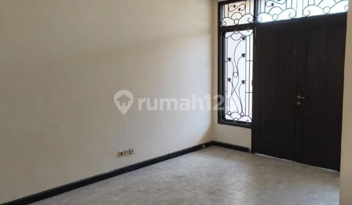 Disewakan Rumah di Central Park Mulyosari