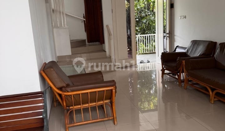 Dijual Rumah di Royal Residence