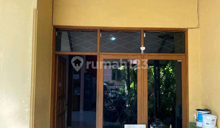Rumah Besar Cocok untuk Usaha Indekost Dekat Kampus