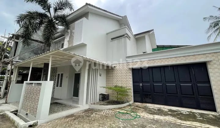 Rumah Cantik 2Lt Strategis Dekat Mabes Tni Cilangkap Jaktim - SHM