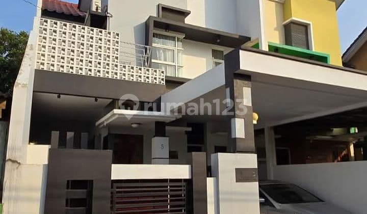 Rumah Modern Minimalis 2 LT Strategis Jl. Raya Bojong Kulur - SHM