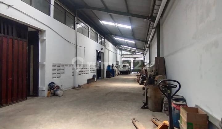 Dijual Gudang Tengah Kota Cibaduyut Bandung