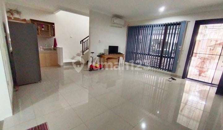 Dijual Rumah Bagus Semi Furnished Podomoro Park Bandung
