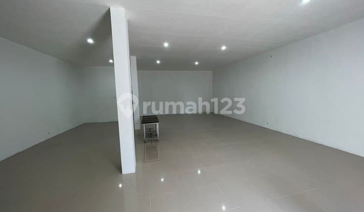 Ruko 3 Lantai Lokasi Strategis Di Mainroad Surapati
