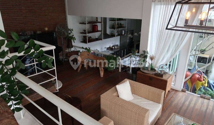 Rumah Asri 2 Lantai di Bukit Dago Kota Bandung