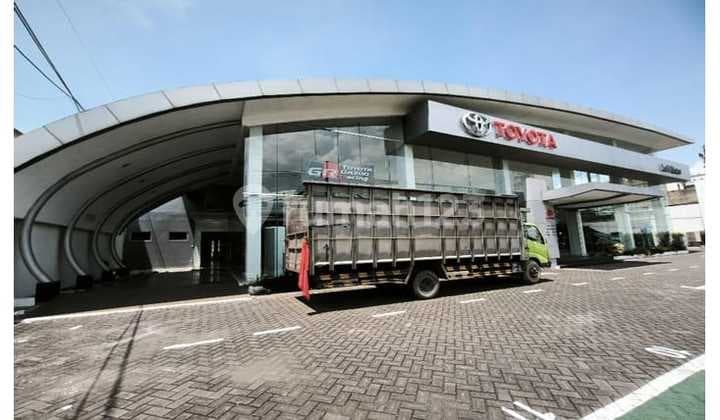Dijual Via Lelang Ex Showroom Toyota Taman Sidoarjo