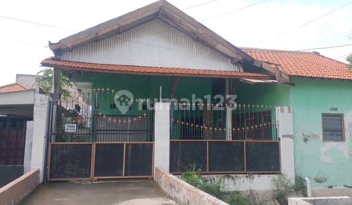 For Sale: Boarding House Located in Surabaya City