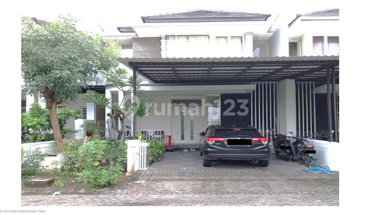 For Sale: House at Royal Residence Wiyung Surabaya Auction, with Freehold Title
