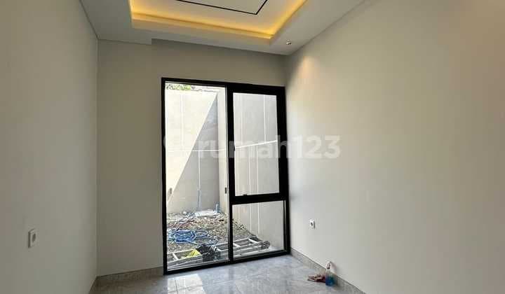 For Sale: Modern Minimalist House Ready to Occupy in Greenlake West Surabaya