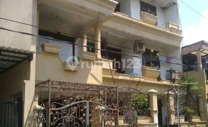 Dijual Rumah Siap Huni 3,5 Lantai Di Rungkut Menanggal Harapan Bisa Buat Kost