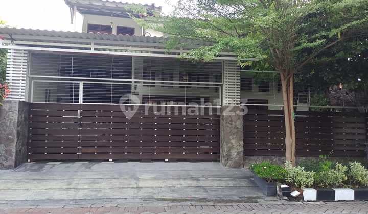 For Sale 2-Story House One Step to Kendansari Main Road Row 8-Meter Road.