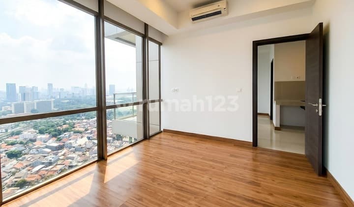 Sudirman Hill High Floor Coldwell Banker