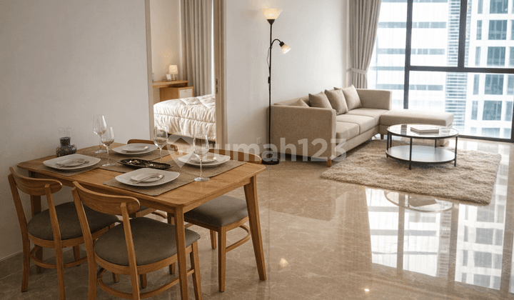 Izzara Apartmen Middle Floor Coldwell Banker