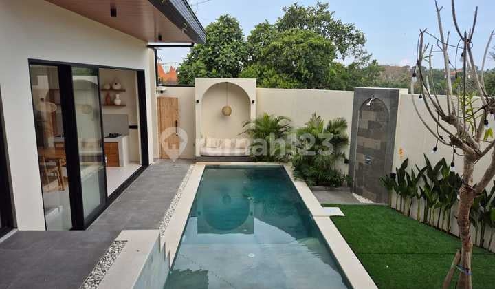 Brand New Villa Furnished di Munggu - Bali