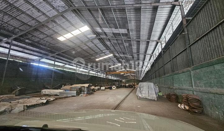 Gudang + Tanah Ex Pabrik di Mainroad Cikampek