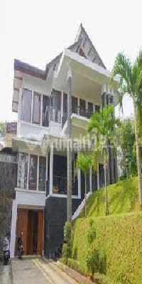 Rumah Modern Minimalis Furnished Dago Pakar Resor Bandung Utara