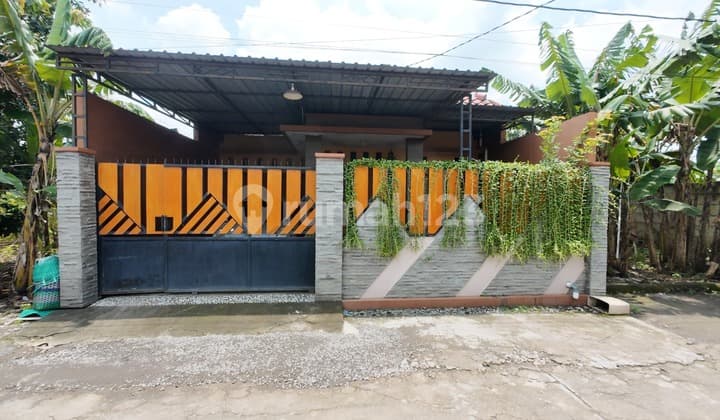 Rumah 182 m2 di Gawanan Colomadu Solo dekat superindo