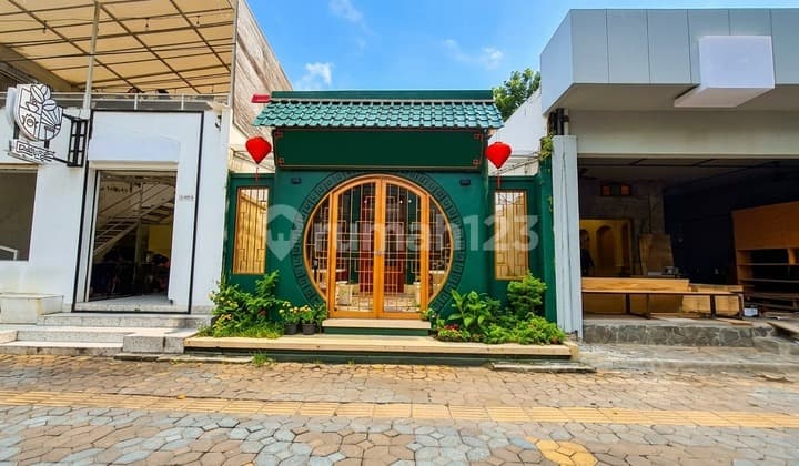 Ruang Usaha di Jl. Slamet Riyadi Solo Cocok untuk Cafe / Fnb