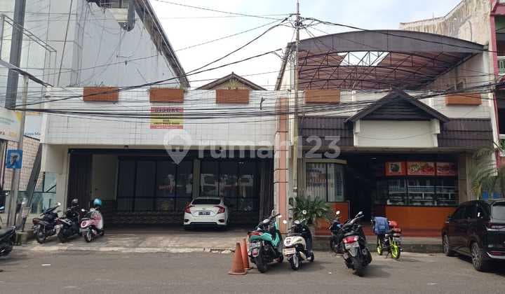 Tempat Usaha Rumah Makan Masih Berjalan Lebar Muka 16 Meter Dekat Mesjid Agung, Tasikmalaya