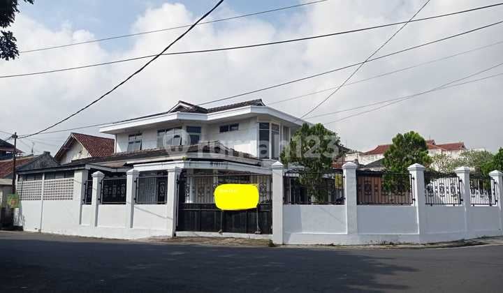 Rumah Hook Nyaman Estetik Siap Huni di Jl. Kapten Naseh, Tasikmalaya